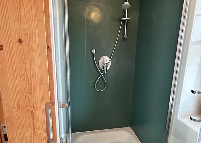 Bergblick Fuer Bis 13 Oder 14 Personen Mit 5 Schlafzimmer Und 3 Baeder Daire *