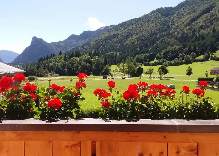 Daire Bergblick Fuer Bis 13 Oder 14 Personen Mit 5 Schlafzimmer Und 3 Baeder