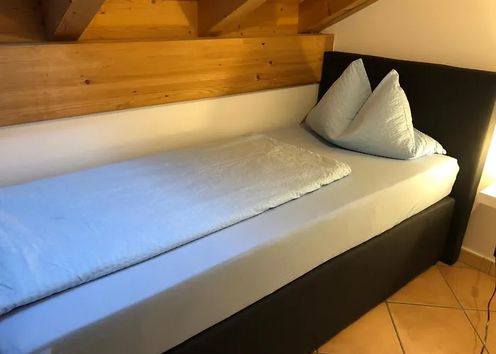 Bergblick Fuer Bis 13 Oder 14 Personen Mit 5 Schlafzimmer Und 3 Baeder Daire