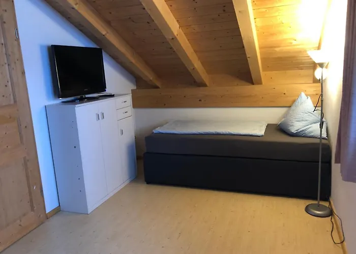 Bergblick Fuer Bis 13 Oder 14 Personen Mit 5 Schlafzimmer Und 3 Baeder * Unterammergau