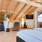 Apartmán Bergblick Fuer Bis 13 Oder 14 Personen Mit 5 Schlafzimmer Und 3 Baeder Unterammergau