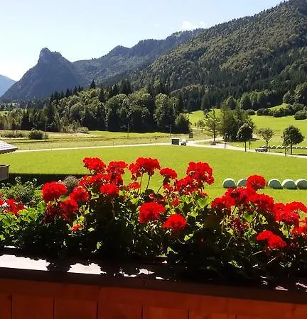 Bergblick Fuer Bis 13 Oder 14 Personen Mit 5 Schlafzimmer Und 3 Baeder Lejlighed