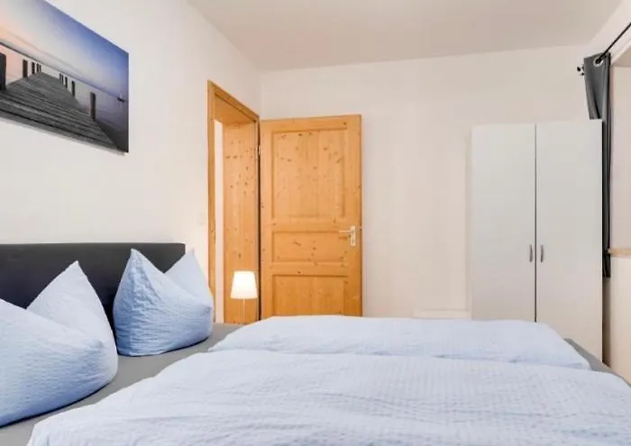 Bergblick Fuer Bis 13 Oder 14 Personen Mit 5 Schlafzimmer Und 3 Baeder