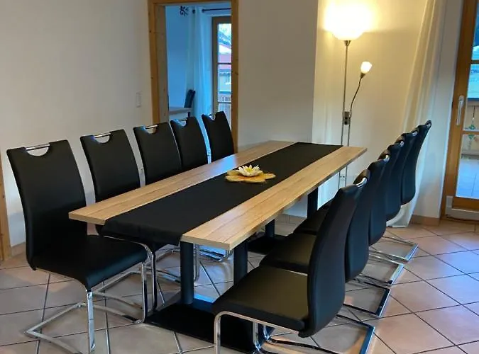 Bergblick Fuer Bis 13 Oder 14 Personen Mit 5 Schlafzimmer Und 3 Baeder אונטראמרגאו
